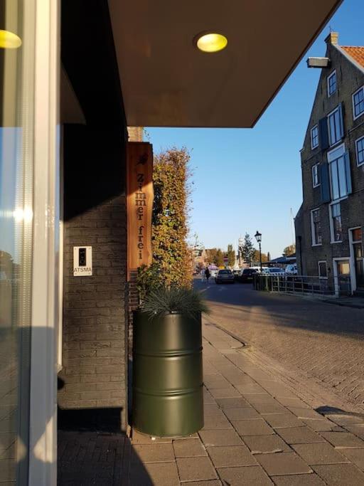 Appartement De Oliekan Medium Lemmer Eksteriør bilde